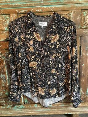 Michael Stars Black Floral Button-Down Shirt with Gold and Purple Accents XS